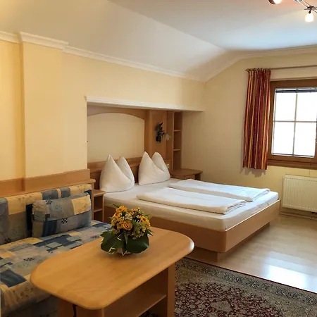 Aparthotel Egerbach 3*