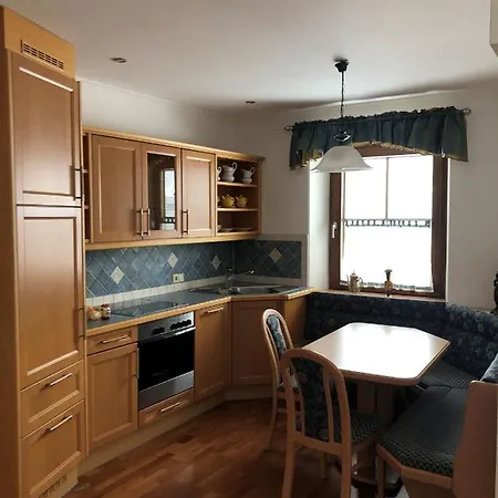 Egerbach Hotel apartamentowy *